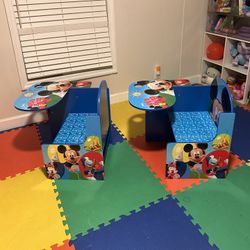 Disney MicKey Mouse Desk
