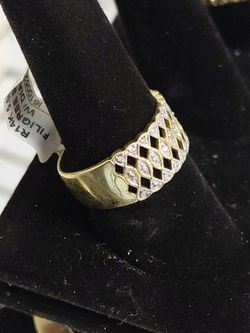 Gold diamond Band