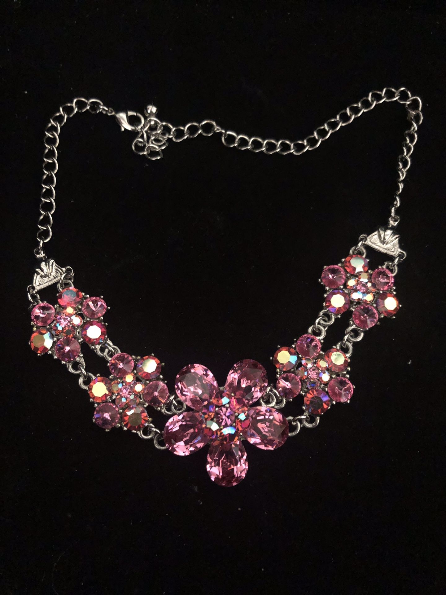 Jewelry/ Choker Necklace