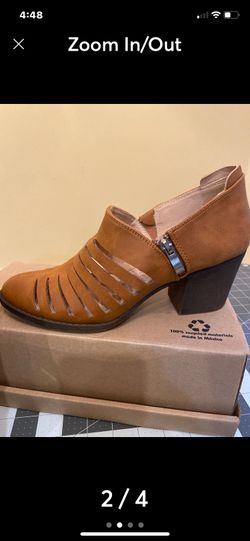 Brown Cutout Heeled Shoes 