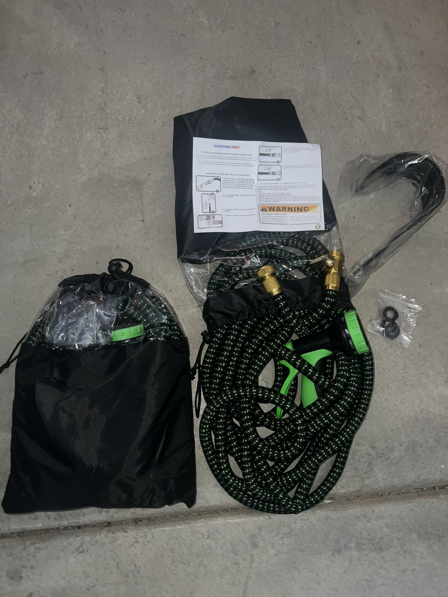 Water Hose With Spraygun 100ft