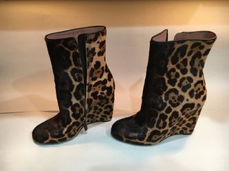 100% Authentic GUCCI Jaguar Leapard Pony Boots, New, Unworn