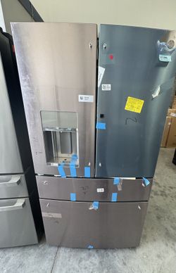 Refrigerator Open Box New 