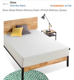 Queen Zinus 10” Memory Foam Mattress