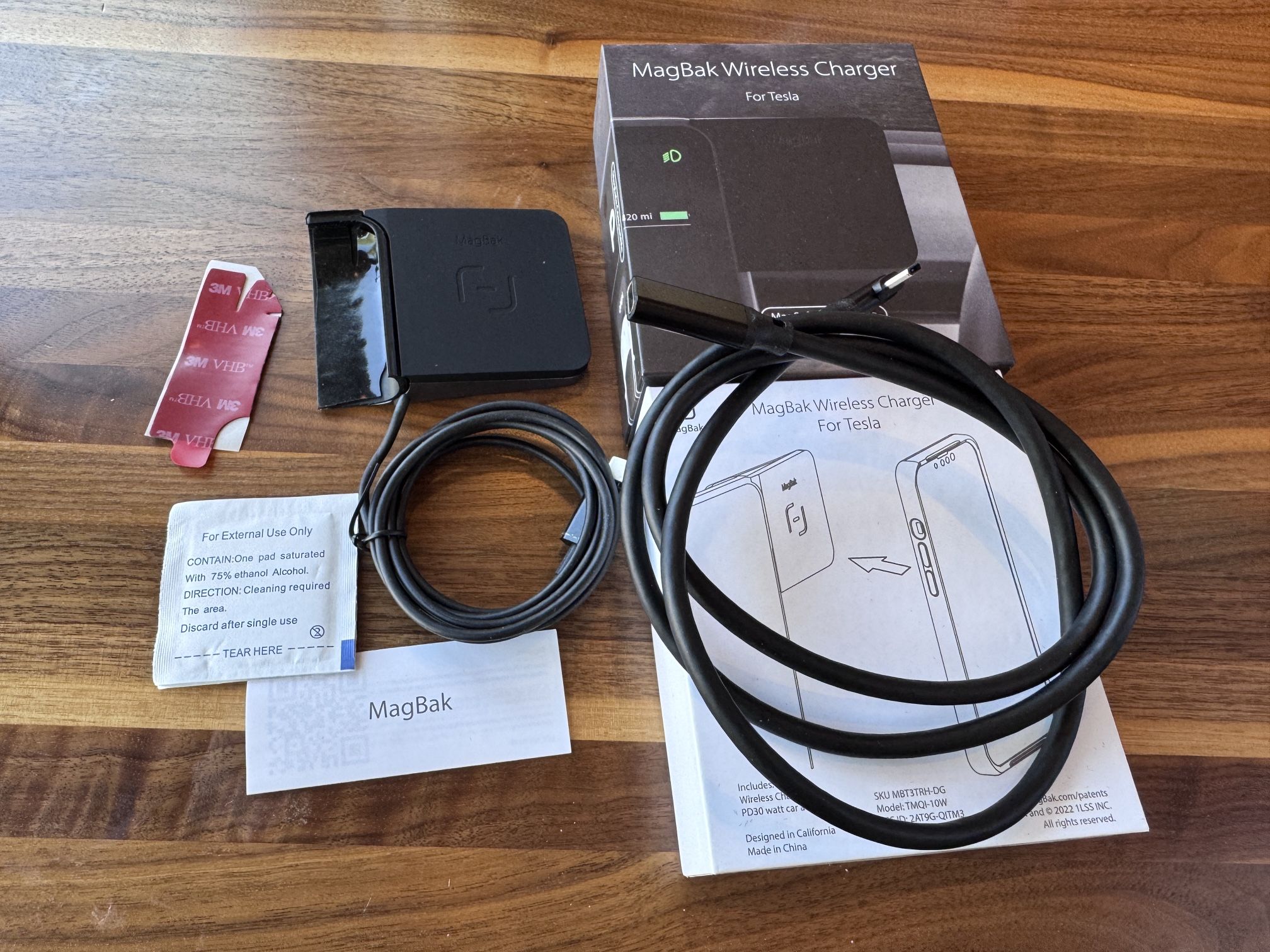 MagBak Charger For Tesla Model Y Refreshed Juniper 2025+ Right Hand Mount