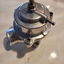 HKS Polished Bov Blow off Valve came with my full Vortech Superchager kit for Mustang GT. LX 5.0 302.Vortech Superchager kit for Mustang GT. LX 5.0 3