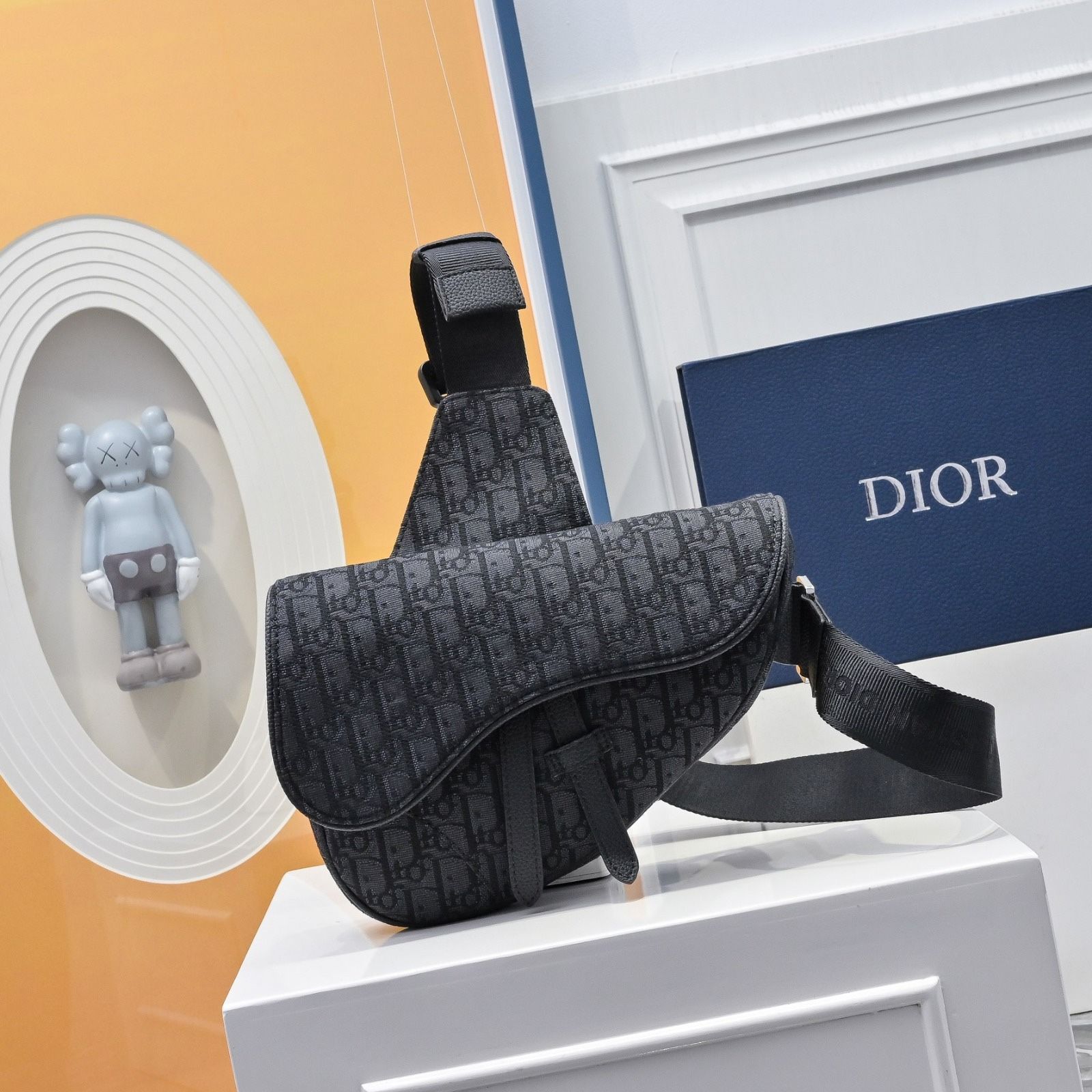 Authentic Dior black leather belt bag #luxuryhandbag