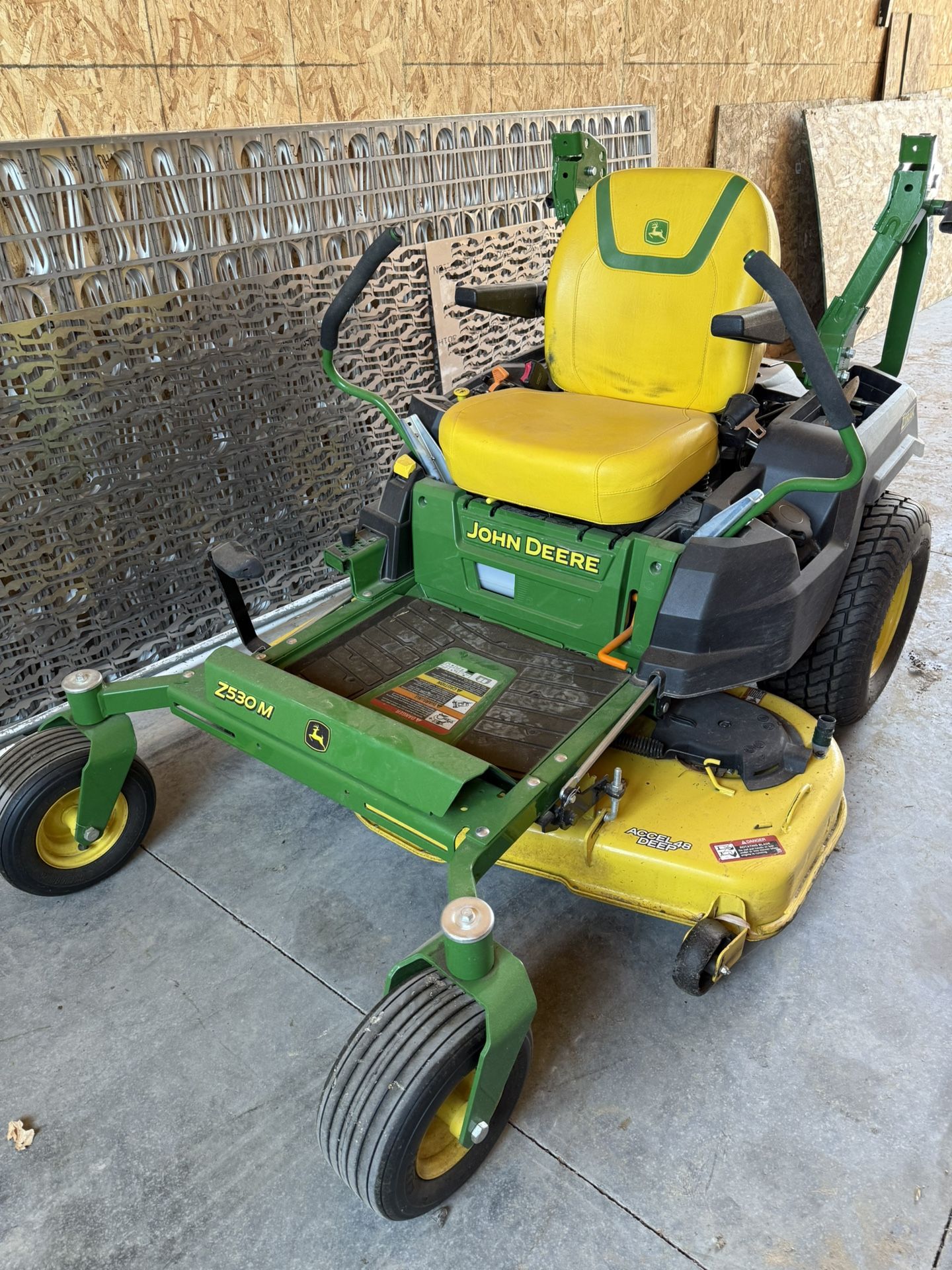 John Deere Lawn mower machine