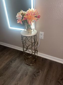Plant stand
