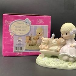 Precious Moments Figurine - There’s Always Room For A New Friend