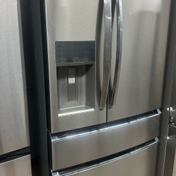 Frigidaire Refrigerator 
