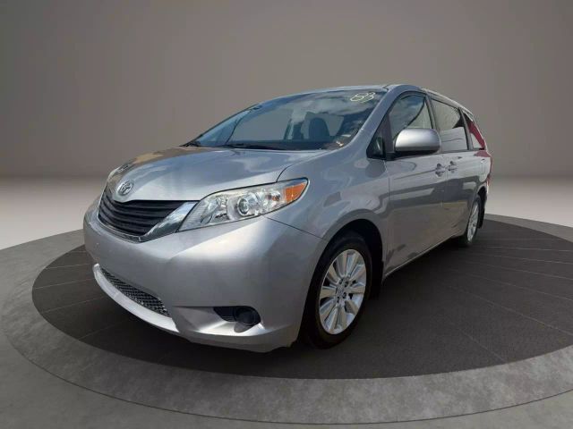 2014 Toyota Sienna