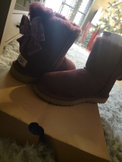 Ugs Size 6