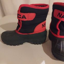 Girls Nautica Snow Boot SZ 11 