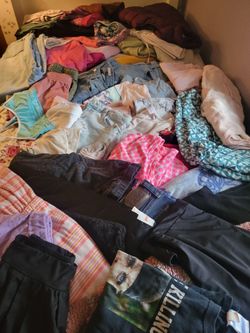 Girls 10 to 12 clothes clean