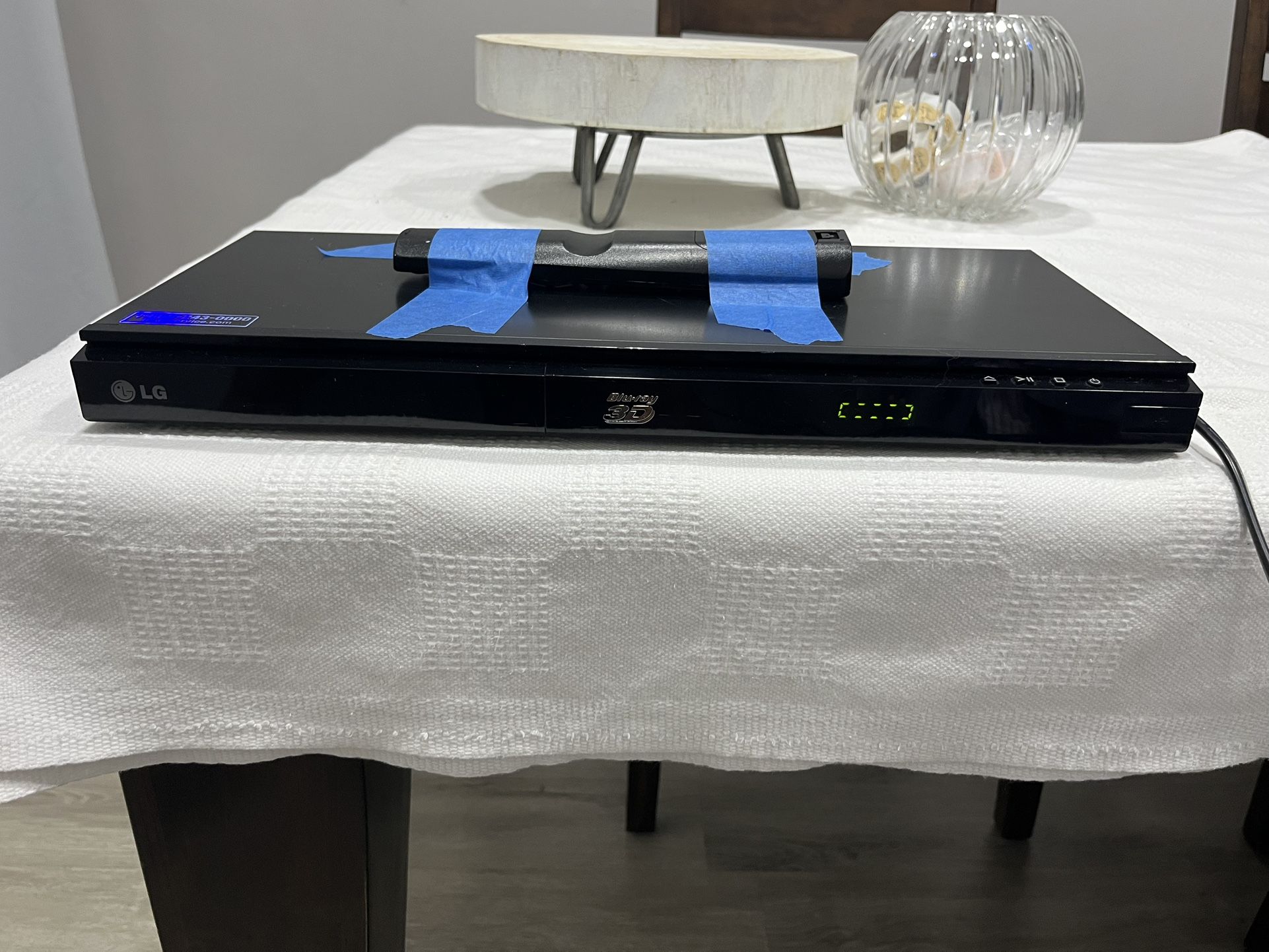 LG BP620 Smart 3D Blu-ray DVD Player WiFi With Remote Power Cable TESTED WORKS