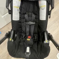 Doona Car Seat/ Stroller 