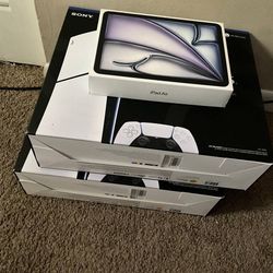 2 Ps5 And iPad Air 11inch 128 Gb