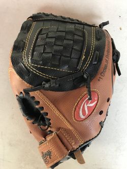 Rawlings PL10 10 inch Glove