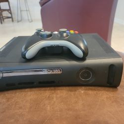 Xbox 360 With Games and a Controller