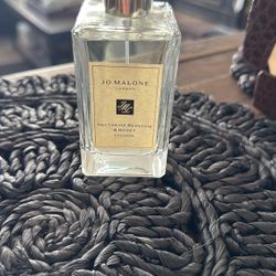 Jo Malone Nectarine Blossom &Honey Cologne