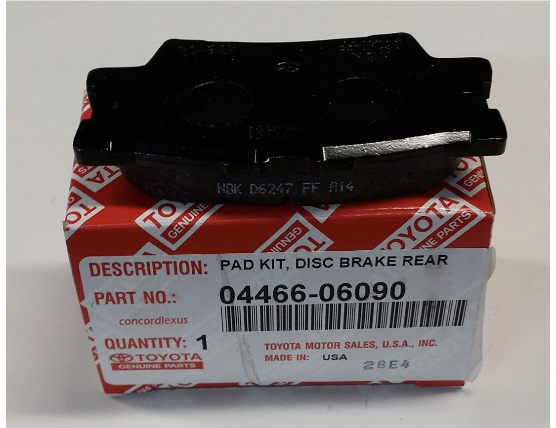 TOYOTA CAMRY BRAKE PADS FRONT AND REAR