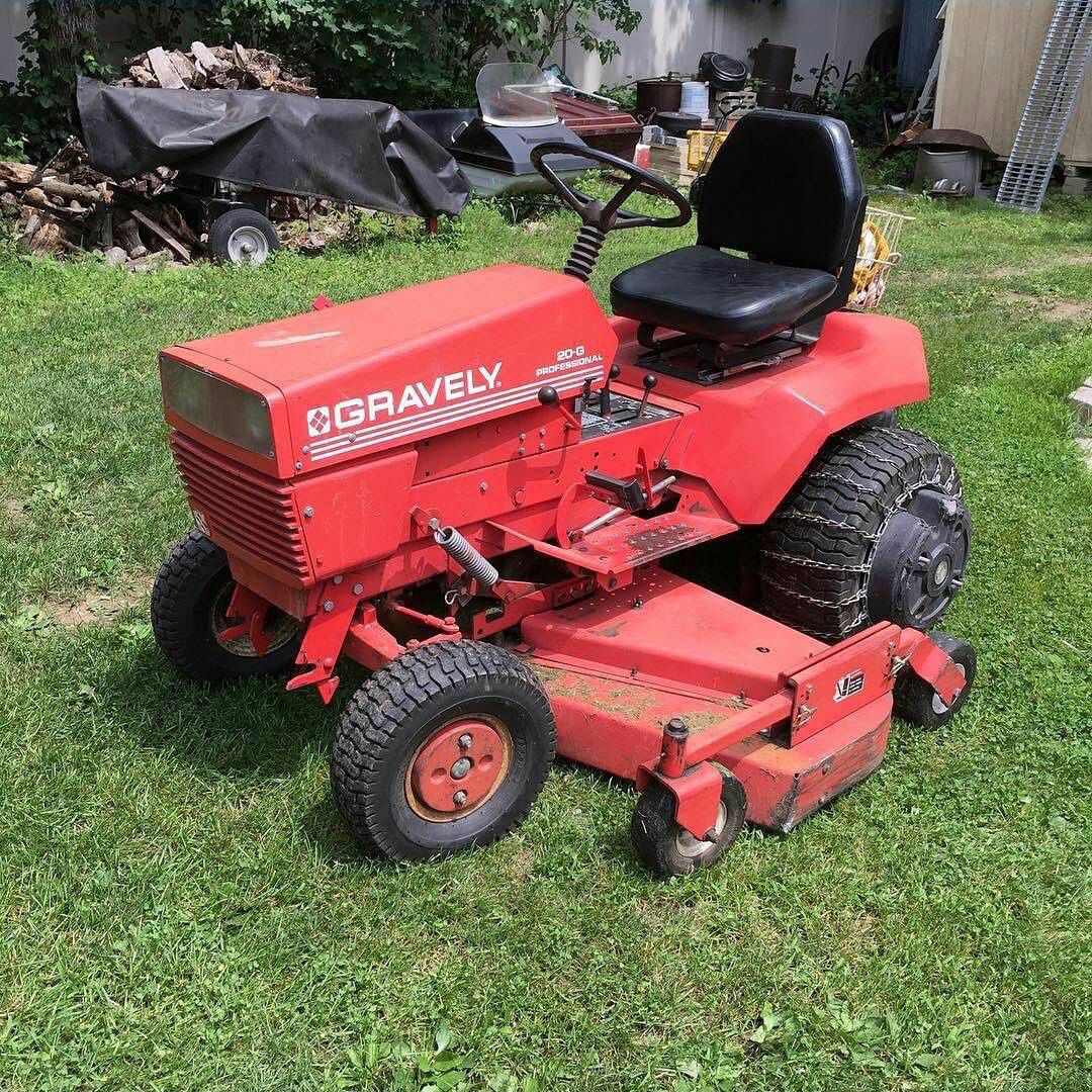 Lawn tractor gravely 16hp