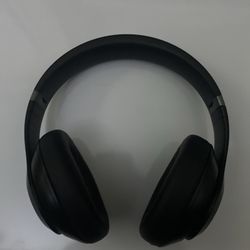 Beats Studio Pros 