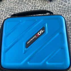 9 3DS Games, W/ Carrying Case (No 3DS)