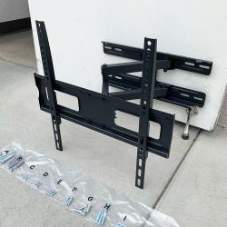 New In Box $25 Full Motion 32-55” TV Wall Mount Bracket Dual Arms Swivel Tilts Max 99lbs