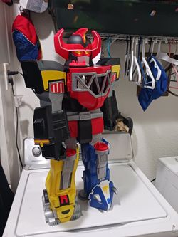 Mighty Morphin ' Power Rangers imaginext 28" Megazord Play set  Good condition. collectible.