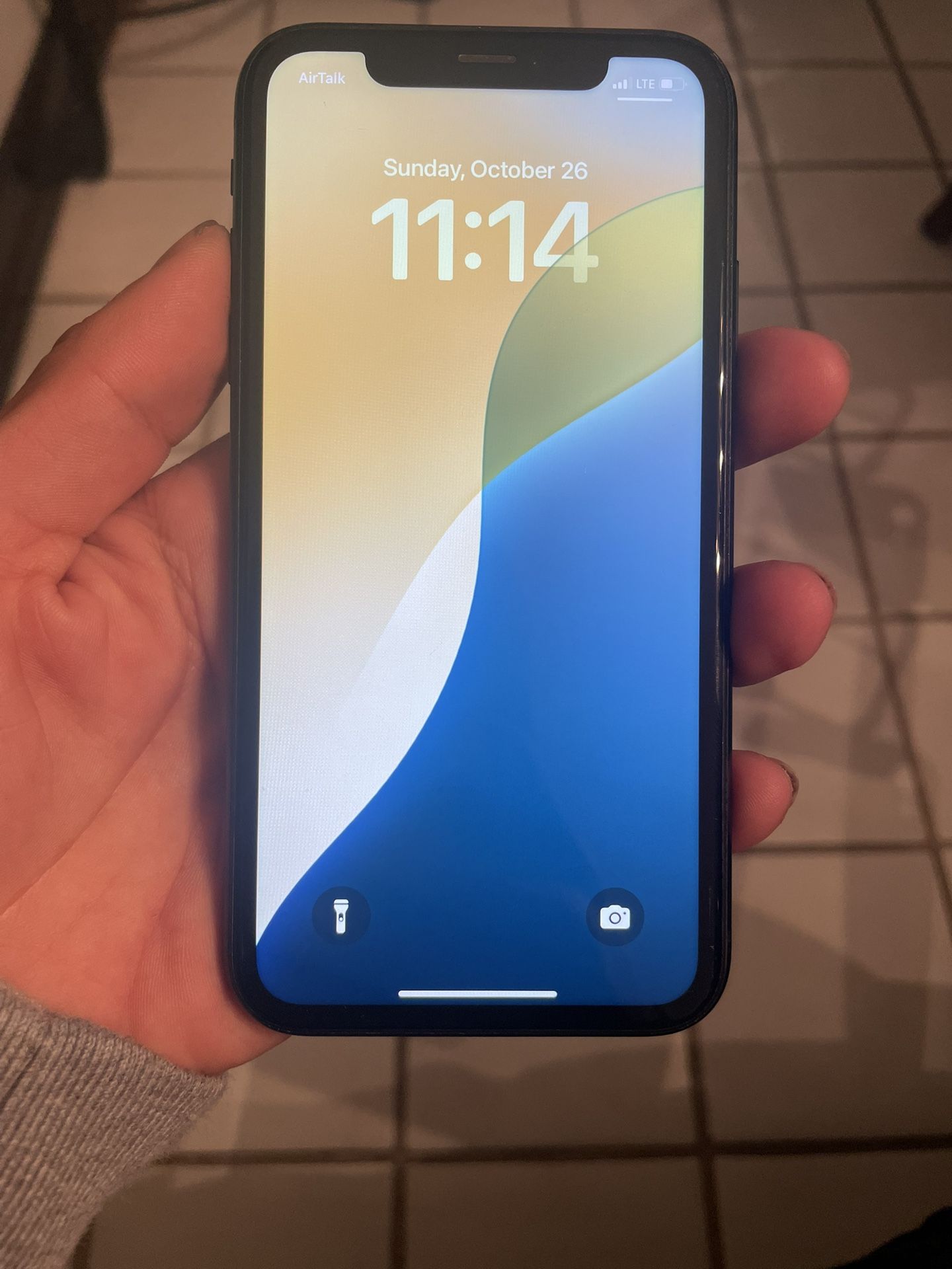 iPhone XR 64GB Unlocked