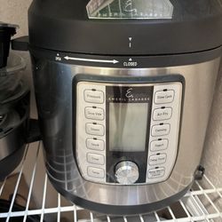 Pressure Cooker/air Fryer Multi Purpose 