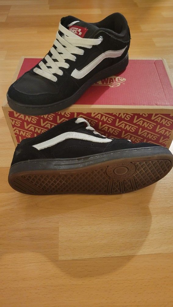 Vans Baxter Black/White/Gum Men's Classic Skate ShoesSIZE