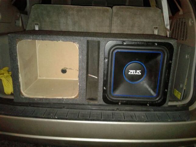 Hifonics ZRX15SQD2 Zeus 15-Inch Square Subwoofer