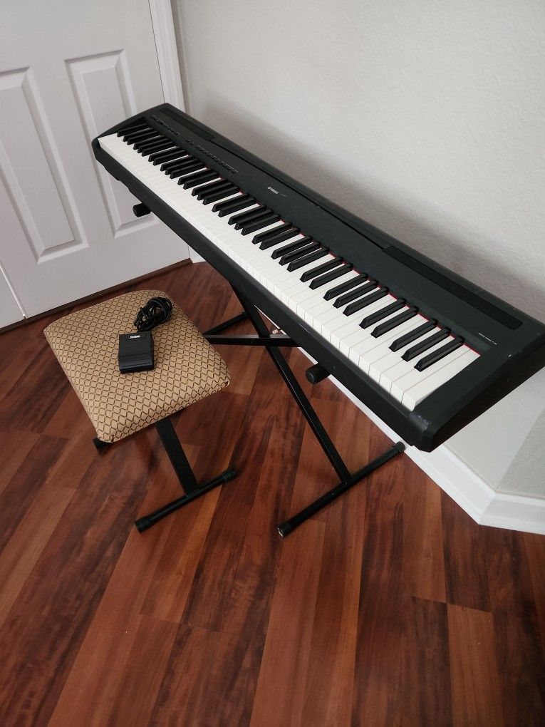 Yamaha Digital Piano P-85