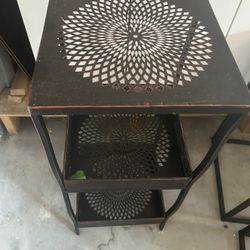 Metal 2 Shelf Plant Stand Or End Table $10