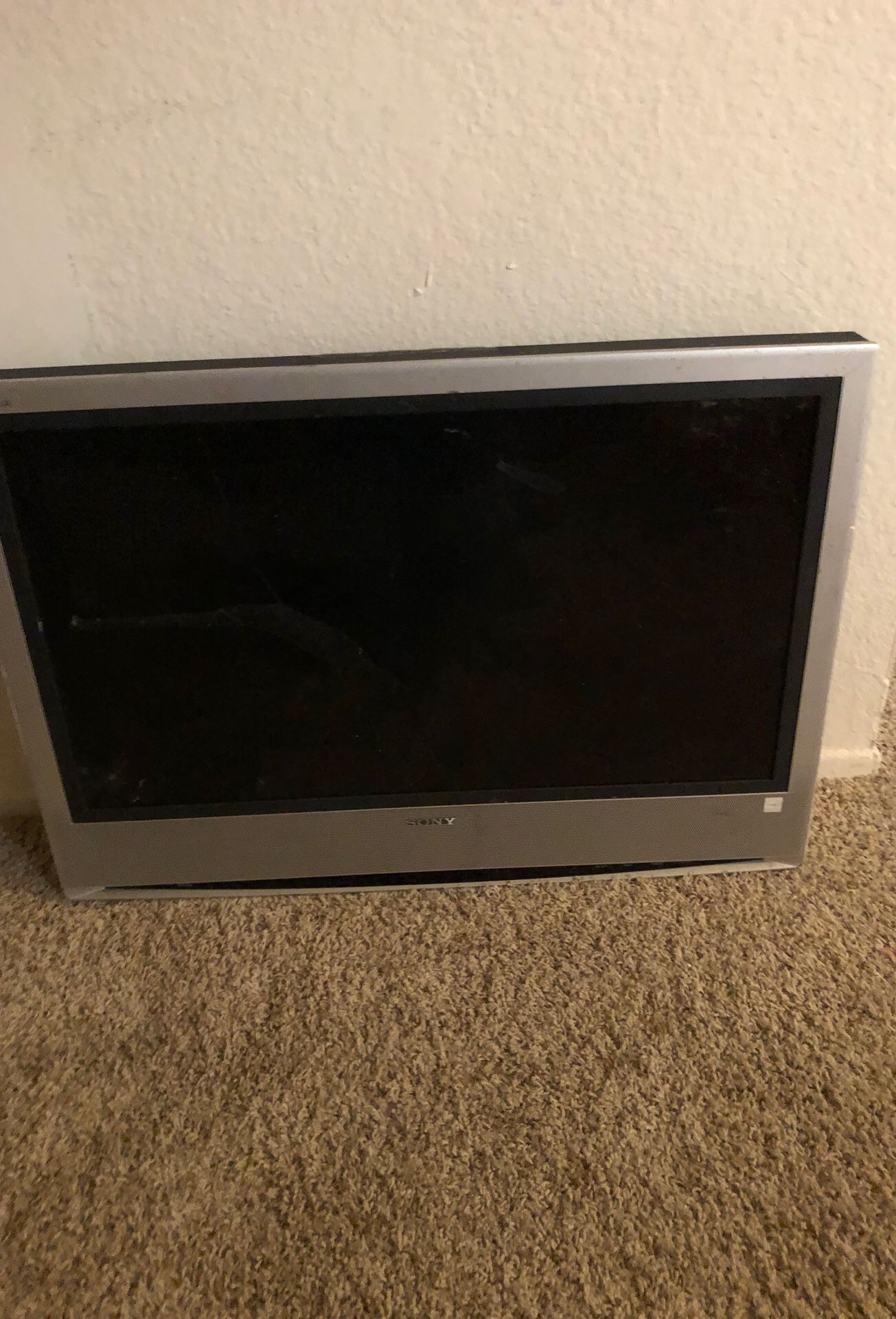 Sony tv-not working-for parts-FREE