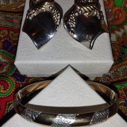 Bangle Sterling and 14 k Bracelet and Signed JE Sterling Earrings Set