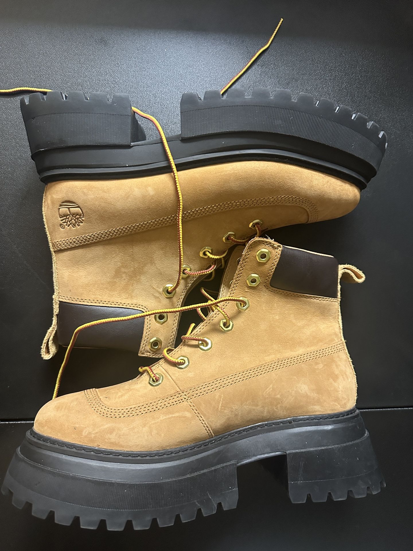 Women’s Timberland Boots (Size 8W)