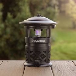 DynaTrap 1/2 Acre Outdoor Insect Trap