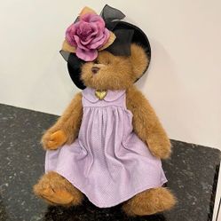The Bearington Collection Sophie 14” Plush Bear Retired