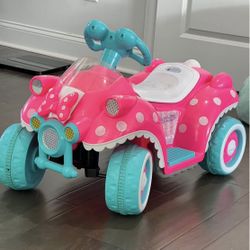 Minnie Mouse Powered Riding