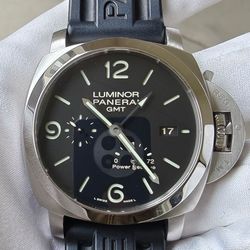 Panerai Luminor 1950 GMT 3 days power reserve
