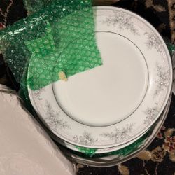 Gray White Silver China Plates And Bowls