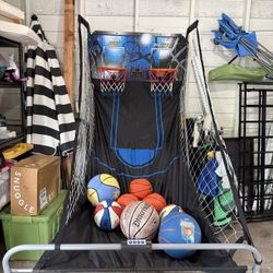Arcade Basketball / Pop A Shot 