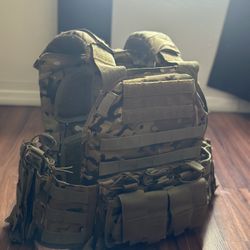 Armr Unlmt’d Plate Carrier/ Lvl 4 plates