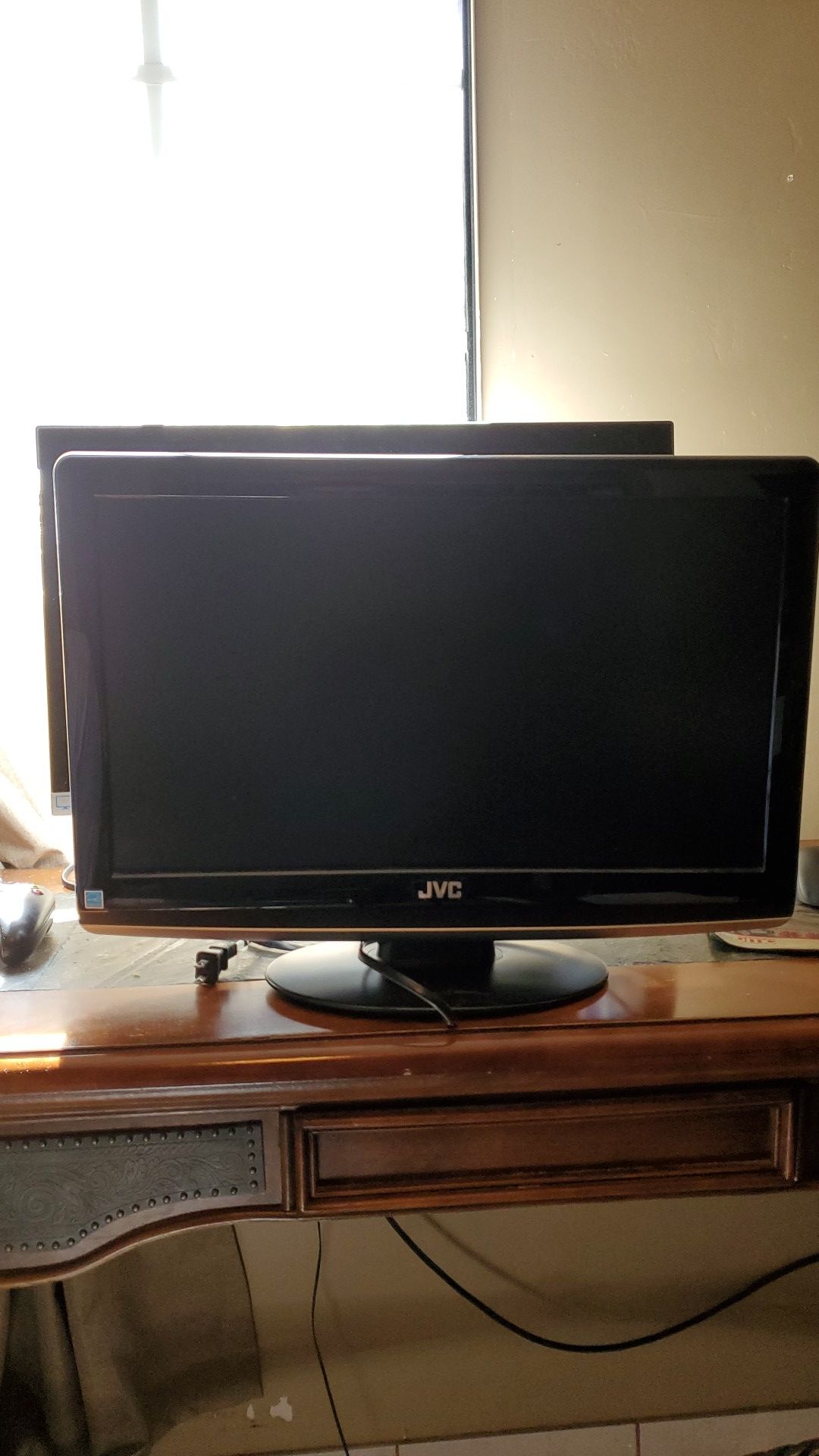 Old JVC TV Model LT-22AM21