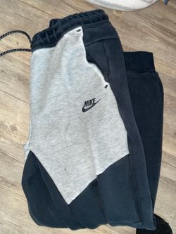 Nike Tech Fleece Joggers (Small)