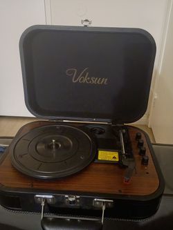Voksun Record Player